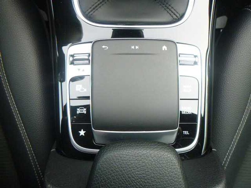 Mercedes-Benz A 200 - Navi, PDC, SHZ, Mult. B.-LED, Alu