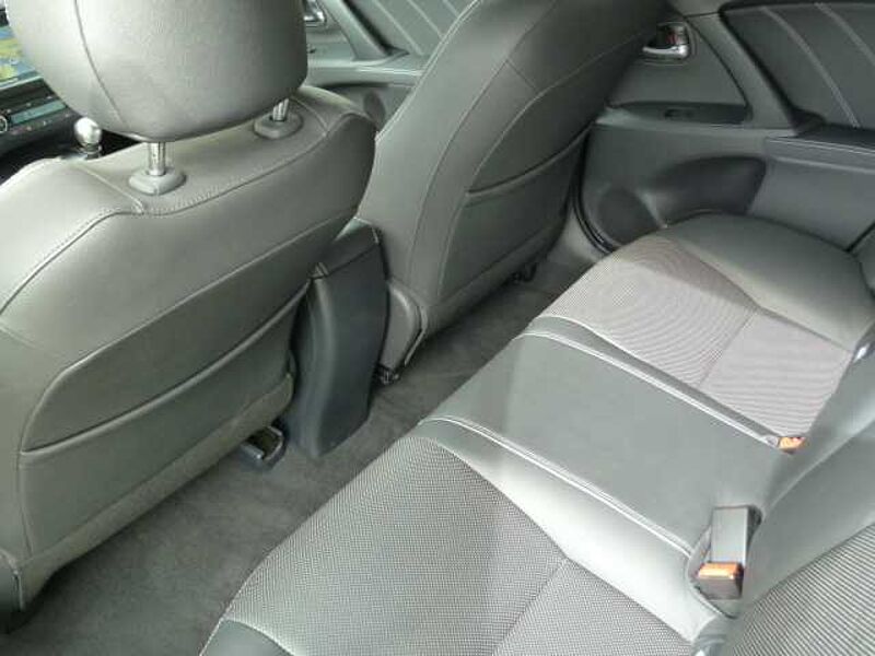 Toyota Avensis Edition-S - Navi, Standhz. , AHK, Leder, LED, SHZ, BT-FSA
