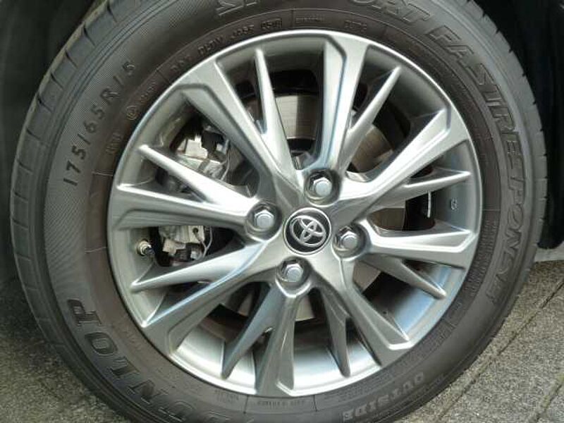 Toyota Yaris Hybrid Team Deutschland - SHZ, CAM,  Alu,  BT