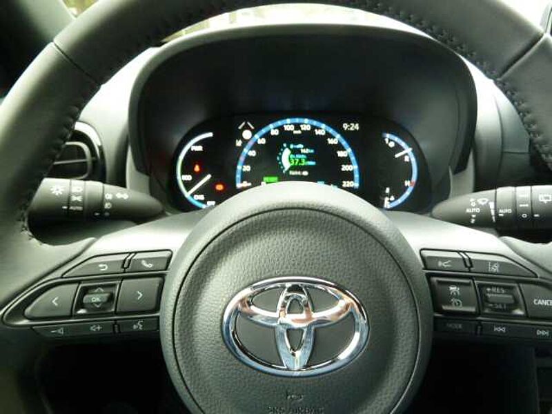 Toyota Yaris Cross Hybrid 1.5 VVT-i Style AWD (4x4)