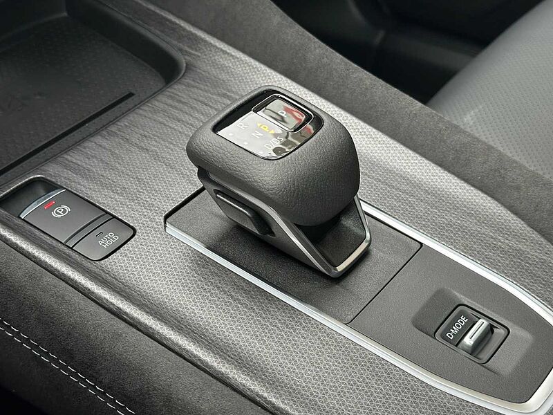 Nissan Qashqai 1.3MHEV Tekna Plus + XTronic - Facelift Pano, Bose, 20'