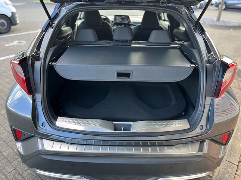 Toyota C-HR Hybrid 2.0 Team Deutschland - LED, SZ, Navi, IPC