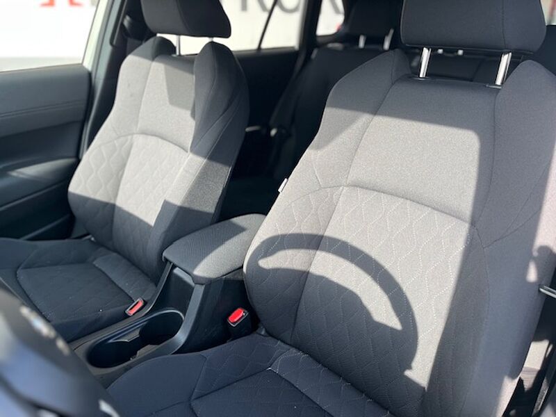 Toyota Corolla Cross 1.8 Hybrid Style - NAVI, LENKHZ, LED, PDC, SZ. ..