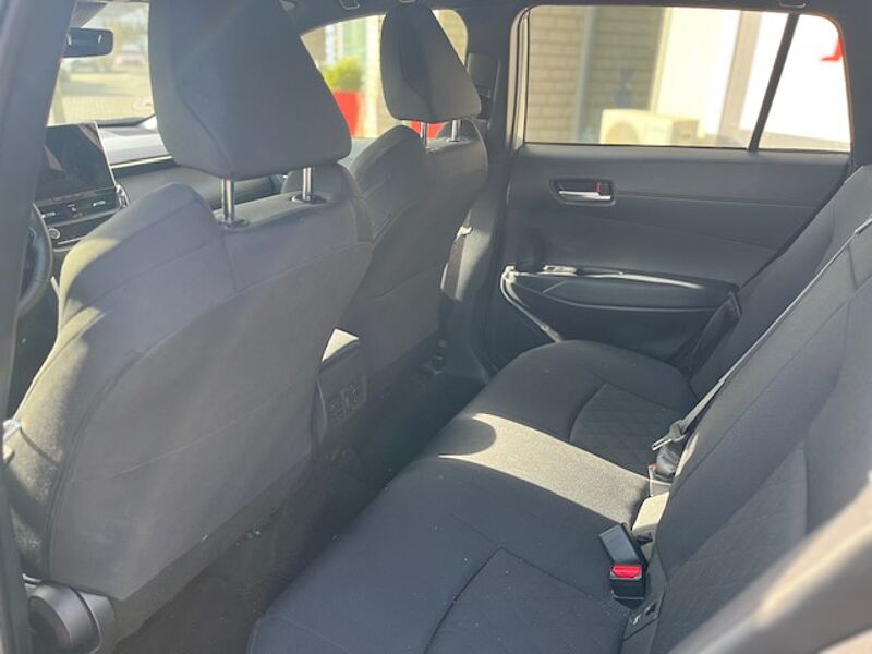 Toyota Corolla Cross 1.8 Hybrid Style - NAVI, LENKHZ, LED, PDC, SZ. ..