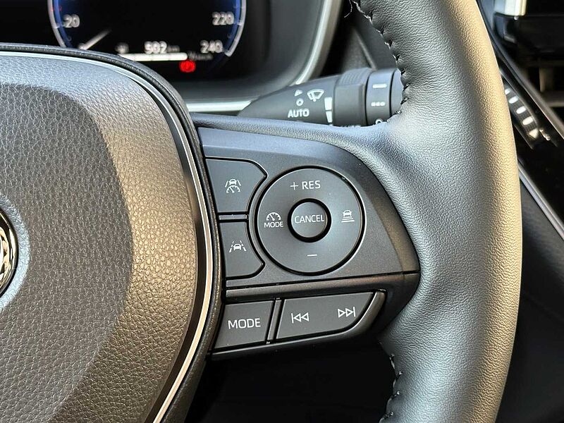 Toyota Corolla Cross 1.8 Hybrid Style - NAVI, LENKHZ, LED, PDC, SZ. ..