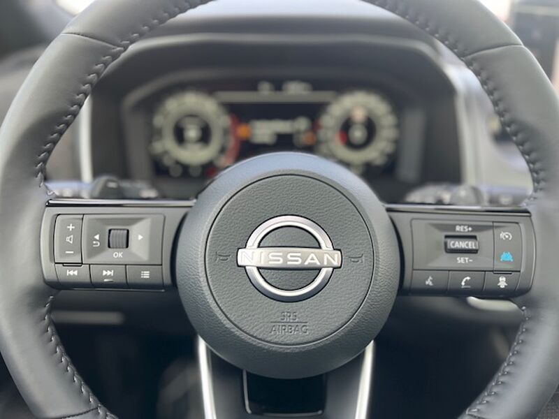 Nissan Qashqai 1.3MHEV Tekna Plus+ XTronic - Bose, Pano, 20'' - Facelift