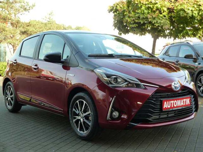 Toyota Yaris Hybrid Style - Navi, Alu, Safety S. , SZ, Keyless, BT