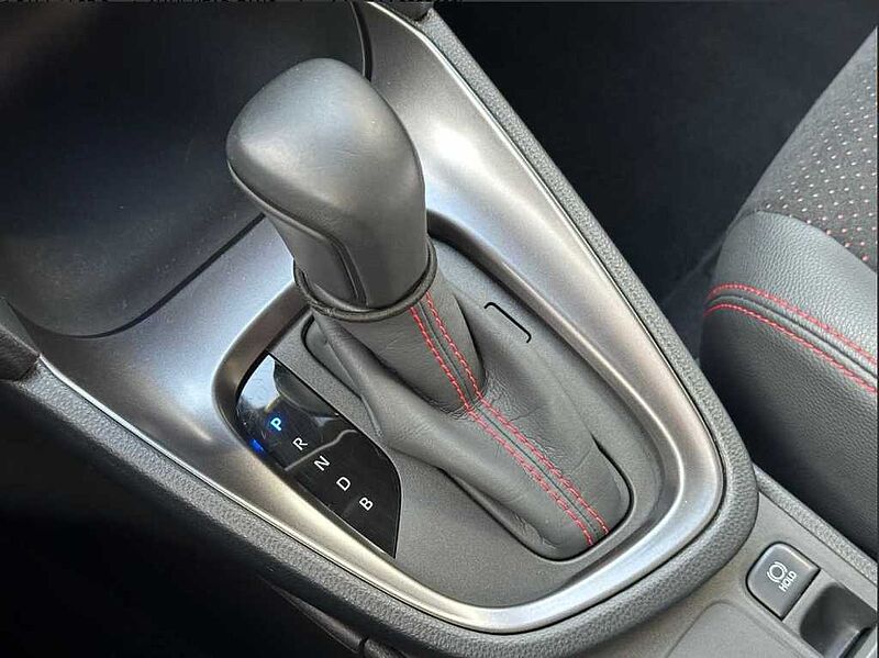 Toyota Yaris Cross 1.5 Hybrid GR Sport - HEAD. , JBL, elektr. Heckkl. , LED .. .