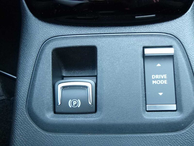 Opel Corsa 1.2 Autom. GS-Line - Navi, LED, PDC, SHZ