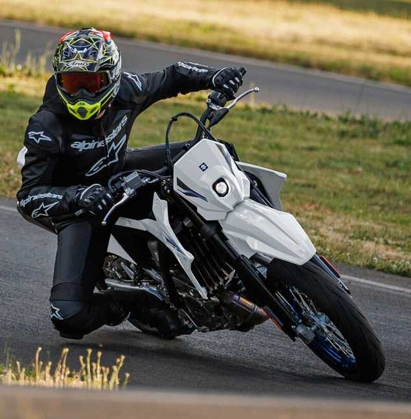 Suzuki DR-Z4SM - LED, LCD, ABS .. . - MY 26 -