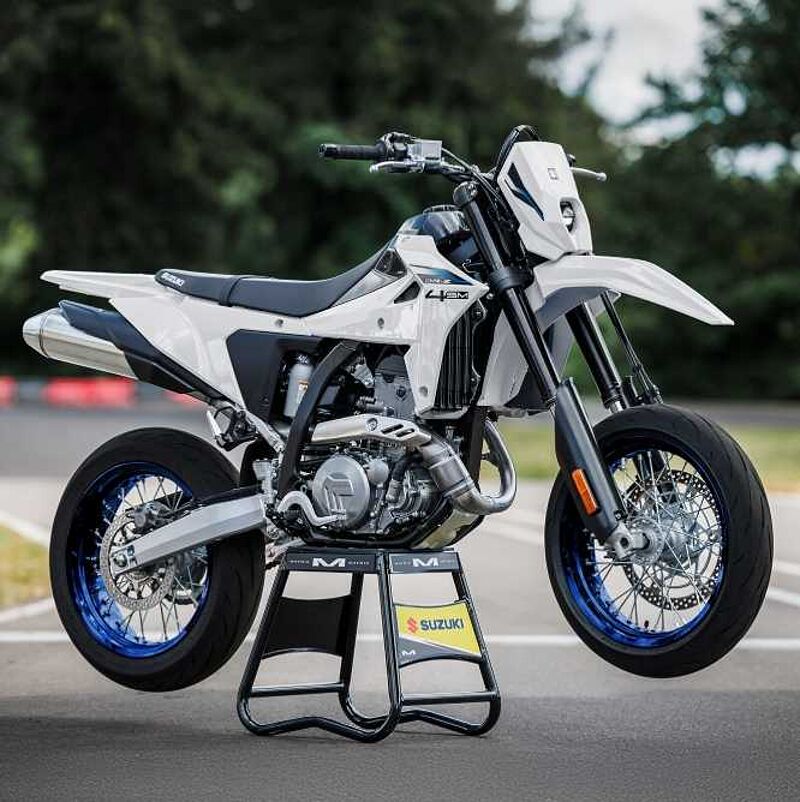 Suzuki DR-Z4SM - LED, LCD, ABS .. . - MY 26 -