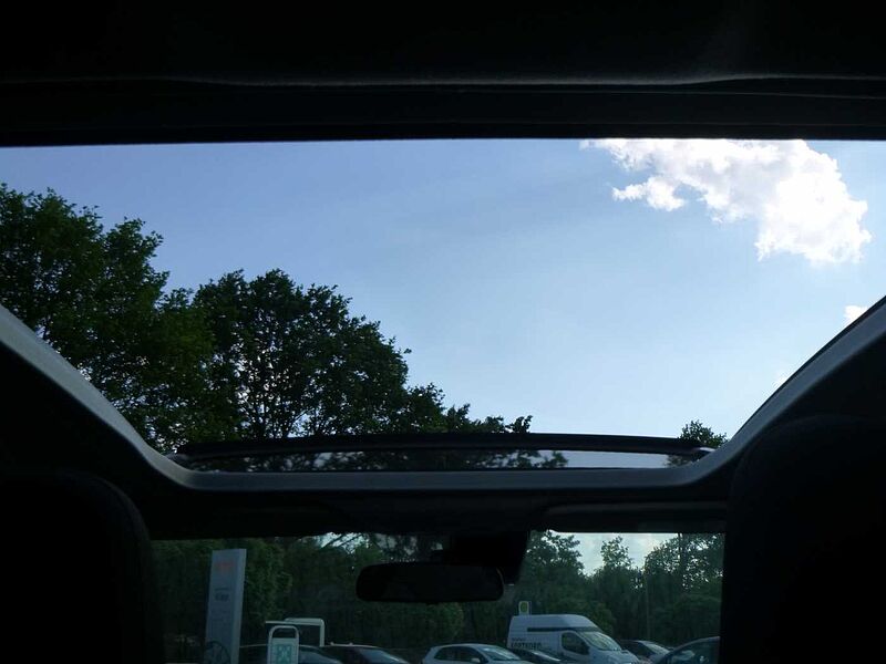 Toyota Aygo X Sky Air - Navi, LED, Alu, Klima, BT .. . wenig km