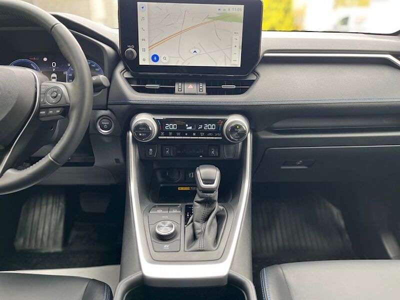 Toyota RAV4 Hybrid Style AWD 4x4 - AHK, LED, BT, Navi, PDC