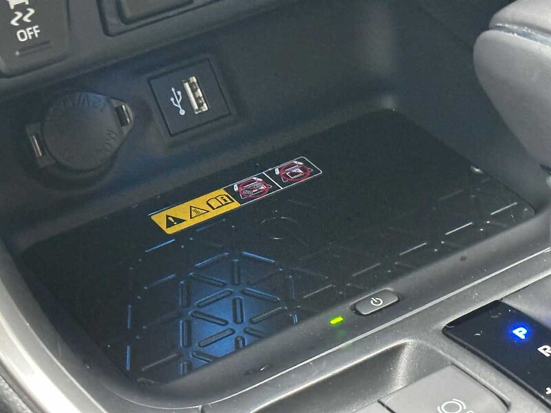 Toyota RAV4 Hyb. Style 4x2 - LED, Navi, JBL, PDC+360°