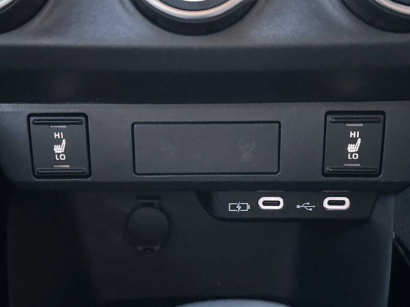 Toyota Yaris 1.5 Automatik Style Selection - LED, Navi, SZ