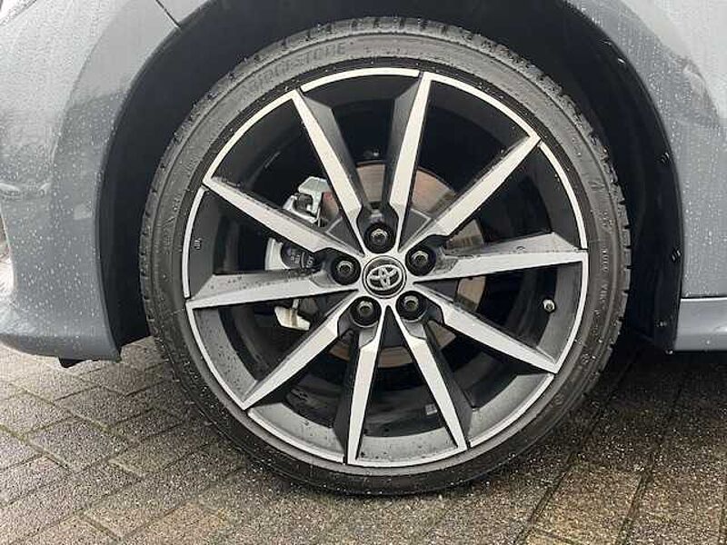Toyota Yaris 1.5 Hybrid GR Sport - NAVI, LED, PDC, SZ .. . -