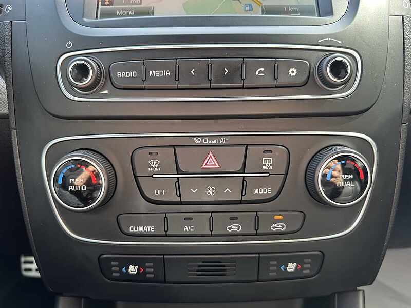 Kia Sorento 2.2 CRDi AWD Aut. Platin. Edition - AHK  Pano