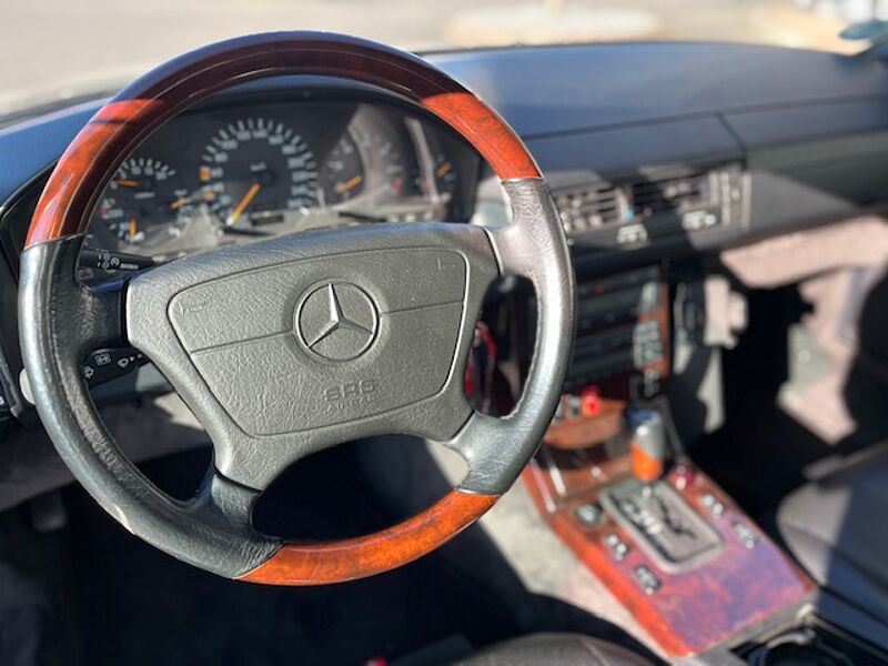Mercedes-Benz SL 320 - excellenter Pflegezustand - 1 Hd.