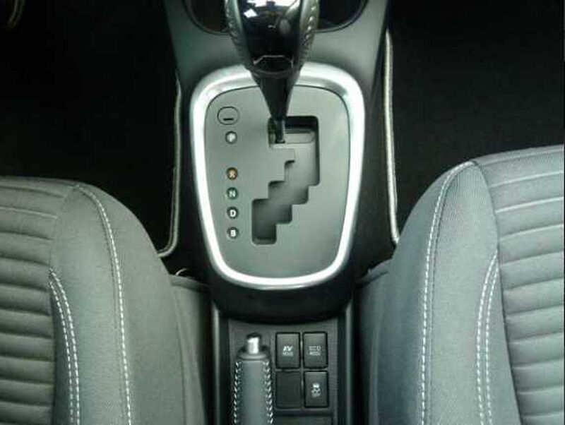 Toyota Yaris 1.5 Hybrid Comfort - Standhzg. , SHZ, CAM. .. . -