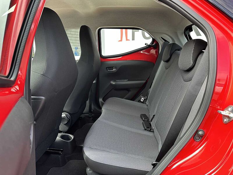 Toyota Aygo X - Team Deutschland - Automatik - Navi