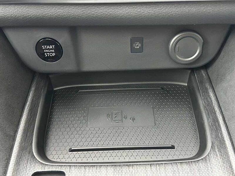 Nissan Qashqai 1.3MHEV Tekna Plus + XTronic - Facelift Pano, Bose, 20'