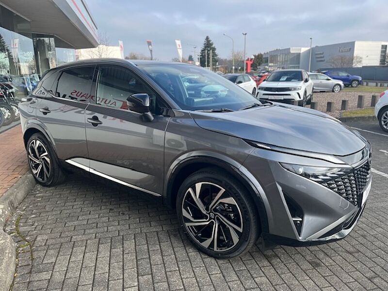 Nissan Qashqai 1.3MHEV Tekna Plus+ XTronic - Facelift Pano, Bose, 20'