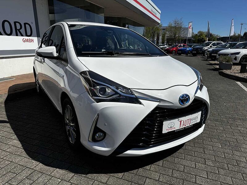 Toyota Yaris 1.5 Hybrid - Comfort - NAVI, KAM. , SHZ .. .