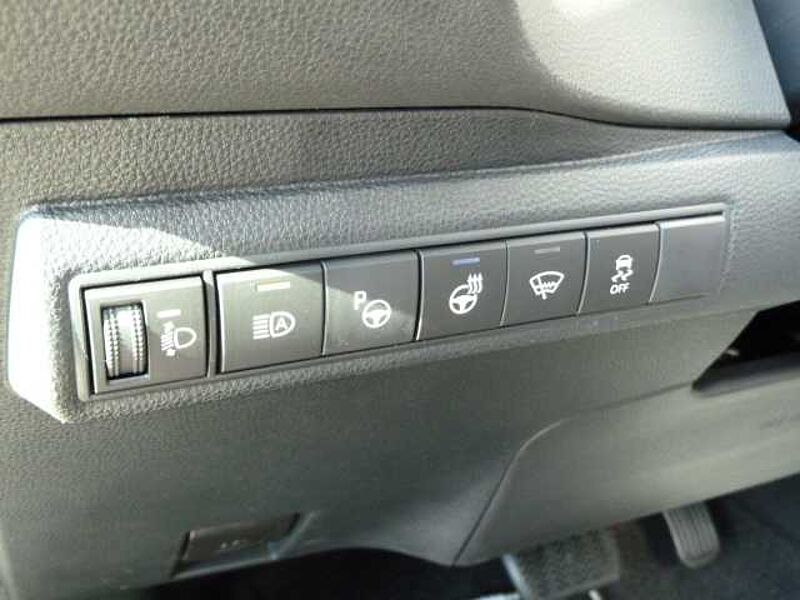 Toyota Corolla 2.0 Hybrid Style - Navi, PDC, LED