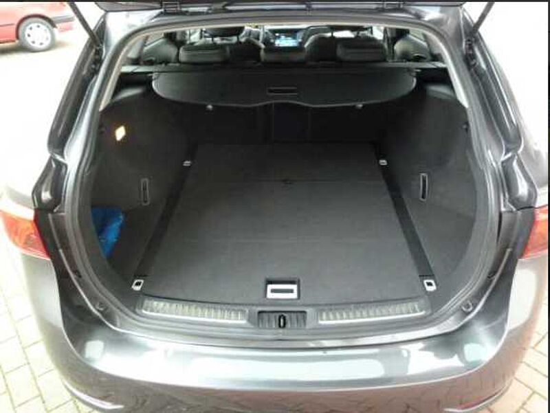 Toyota Avensis 1.8 - Leder, KEYLESS, Navi, SHZ. .. .