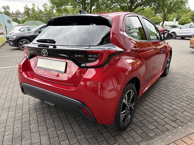 Toyota Yaris Style - 1.5 Hybrid - Navi, KEYLESS, SHZ.