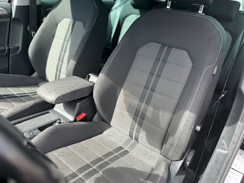 Volkswagen Golf 1.4 TSI BMT Allstar - Navi, SZ, Alu