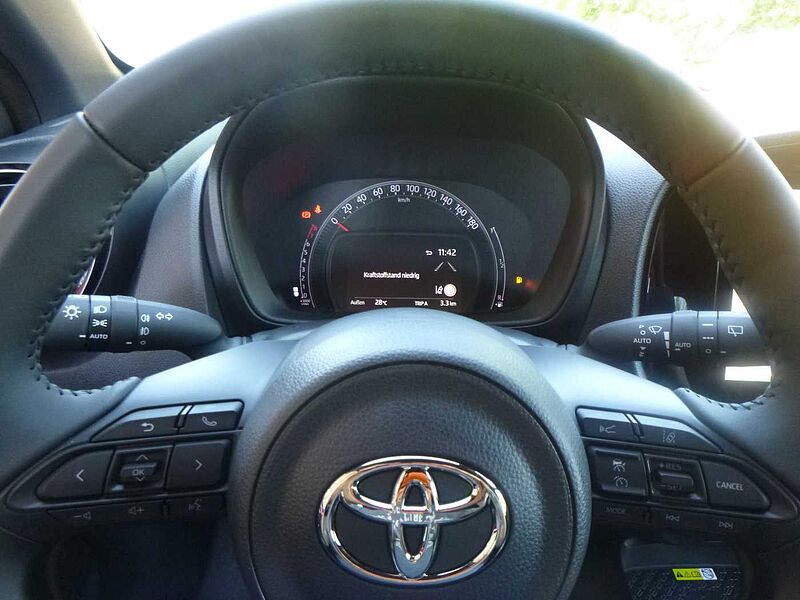 Toyota Aygo X Pulse Edition - LED, Navi, SZ, PDC, Alu 18'