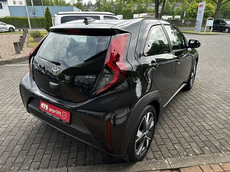 Toyota Aygo X Hybrid - Comfort - Automatik - Navi, LED