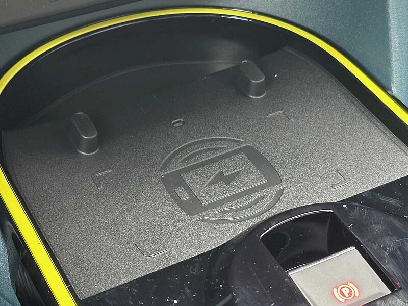 Fiat Grande Panda Hybrid 1.2 DCT La Prima - Winterp. , LED, SZ, PDC
