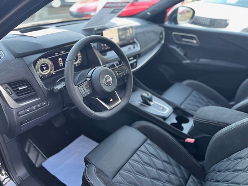 Nissan Qashqai 1.3MHEV Tekna Plus+ XTronic - Facelift Pano, Bose, 20'