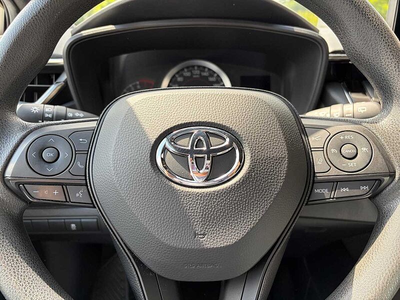 Toyota Corolla 1.2 Turbo - BT, Klimaanl. .. . sehr gepflegt !