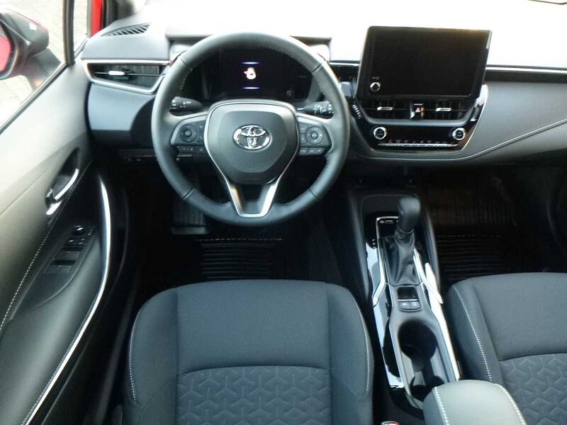 Toyota Corolla Hybrid 1.8 Style - LED, SH+LH, KeyFree