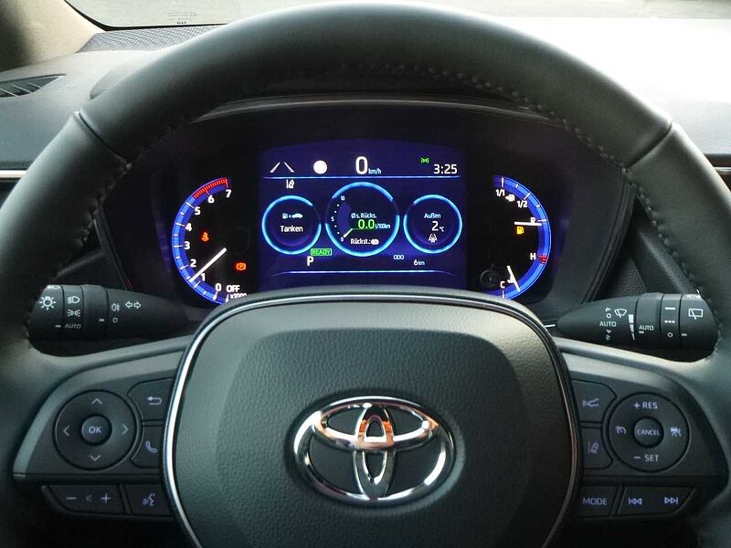 Toyota Corolla Hybrid 1.8 Style - LED, SH+LH, KeyFree