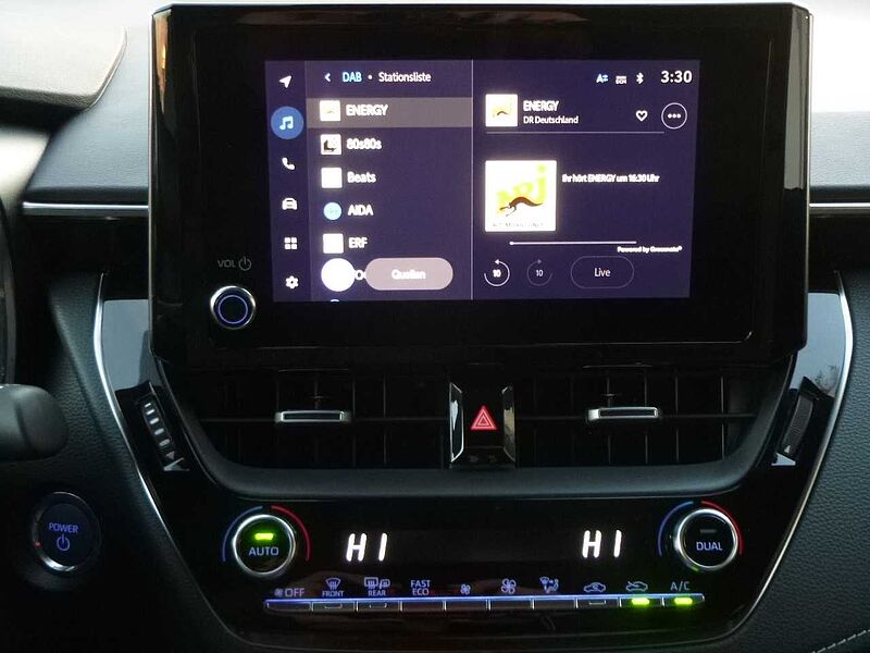Toyota Corolla Hybrid 1.8 Style - LED, SH+LH, KeyFree