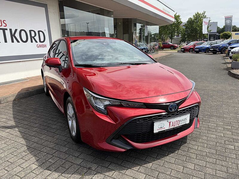 Toyota Corolla Hybrid 1.8 Style - LED, SH+LH, KeyFree