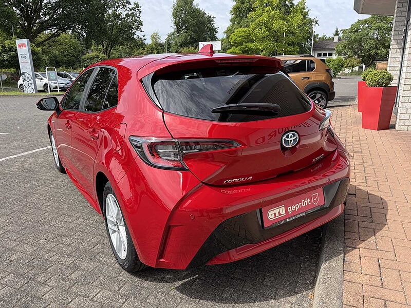 Toyota Corolla Hybrid 1.8 Style - LED, SH+LH, KeyFree