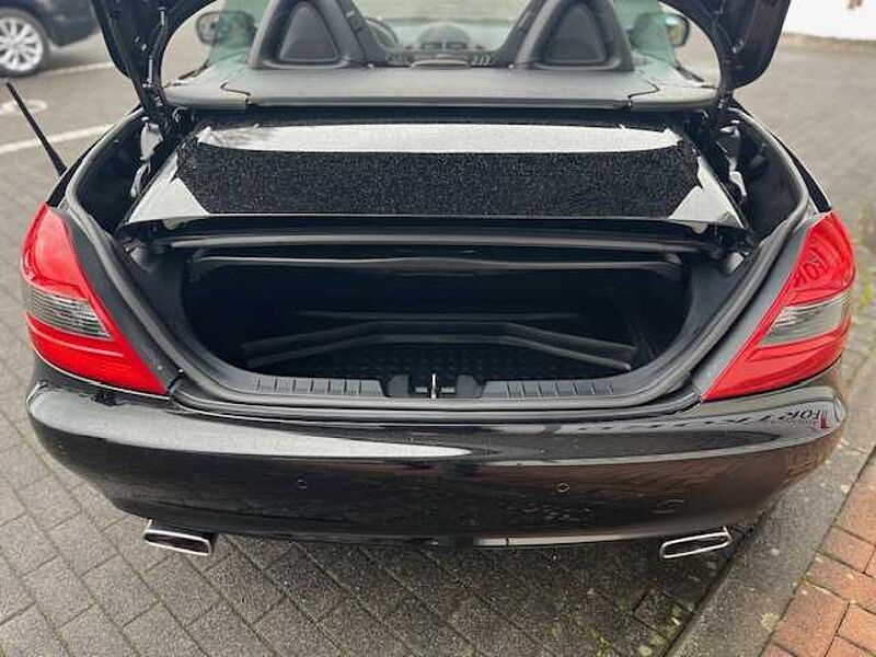 Mercedes-Benz SLK 350 - Navi, SHZ, BT-FSA, Klimaautom. .. . - sehr gepflegt !