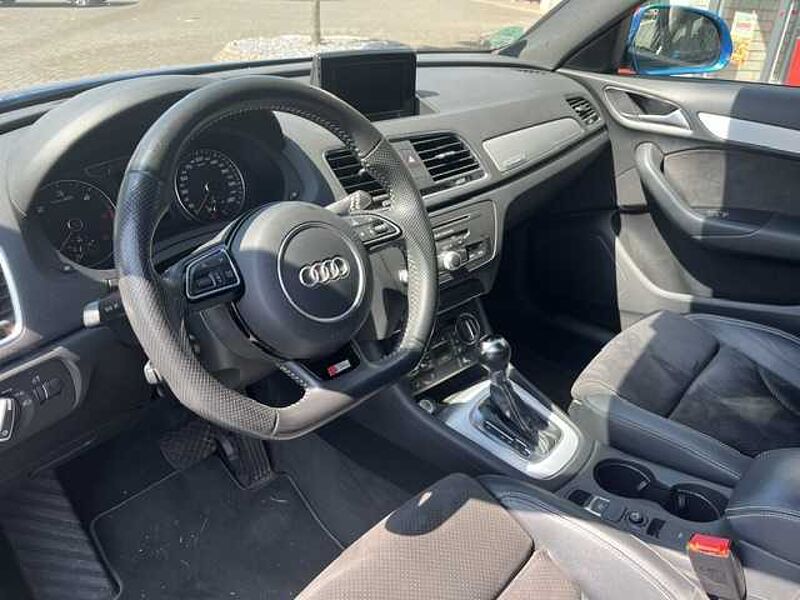 Audi Q3 2.0 TDI quattro S Line - Navi, LED, AHK, SZ, elektr. Klappe