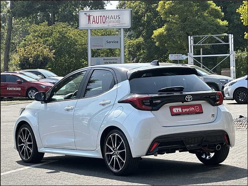 Toyota Yaris 1.5 Hybrid GR Sport - Head-Up, Navi, LH, SHZ, .. . -