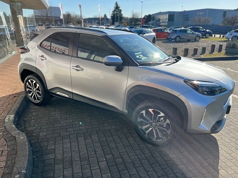 Toyota Yaris Cross Style 'Teamplayer' 1.5 Hybrid - Navi, LED, SZ, LH, Alu