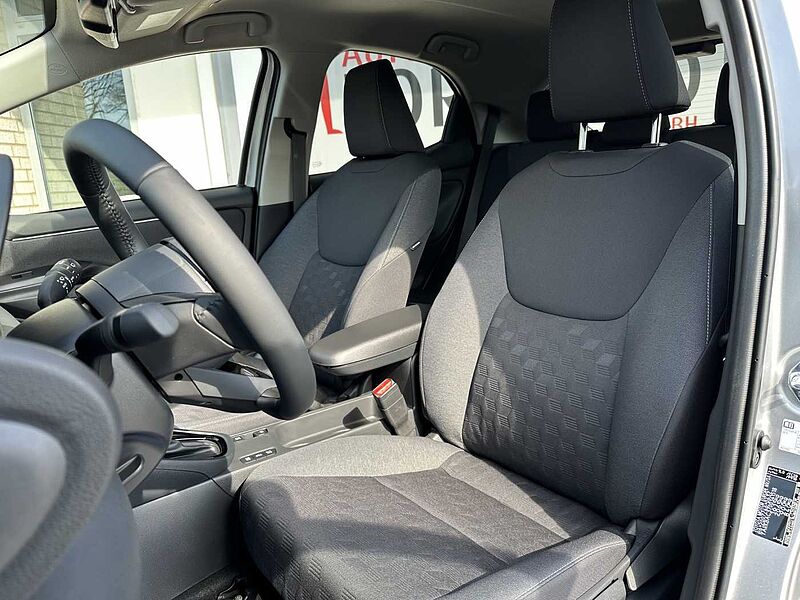 Toyota Yaris Style 1.5 Hybrid - NAVI, PDC, SHZ, LED .. .