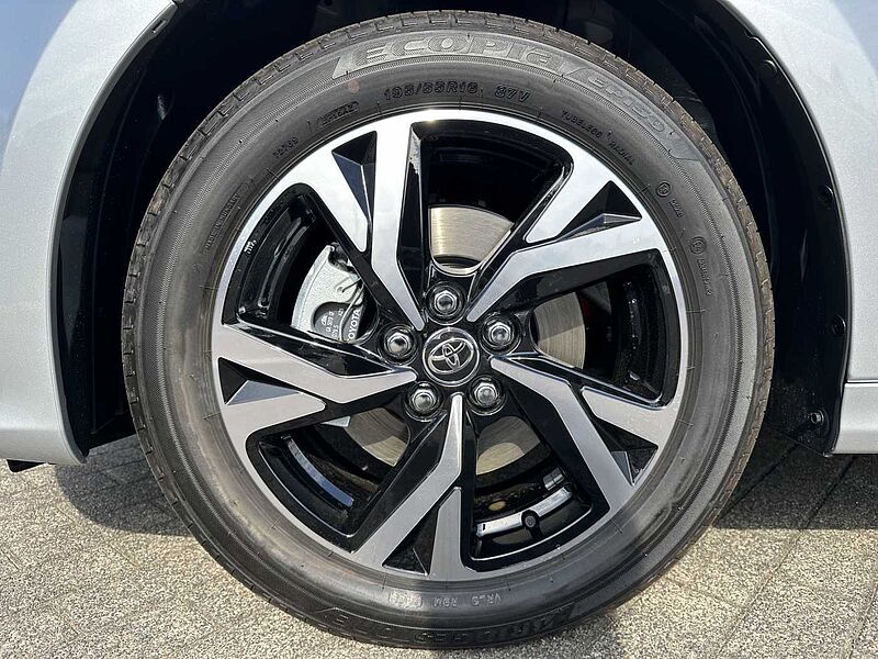 Toyota Yaris Style 1.5 Hybrid - NAVI, PDC, SHZ, LED .. .