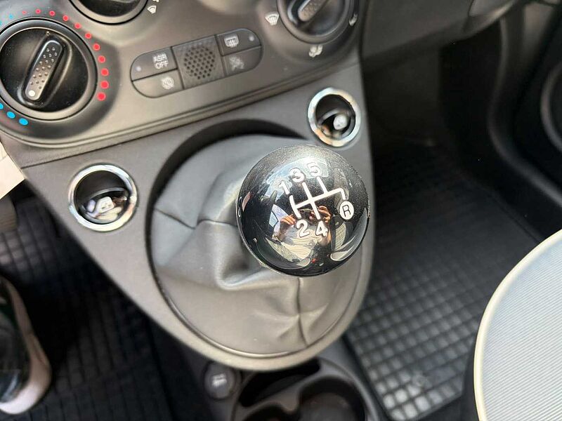Fiat 500 Cabrio 1.2 Lounge - Navi, SZ, BT, Klima .. . 1. Hand