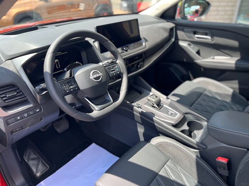 Nissan Qashqai 1.3MHEV Tekna Plus + XTronic - Facelift 26 Pano, Bose, 20'
