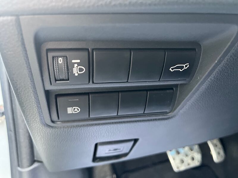 Toyota Yaris Cross 1.5 Hybrid GR Sport - HEAD. , elektr. Heckkl. , LED .. .